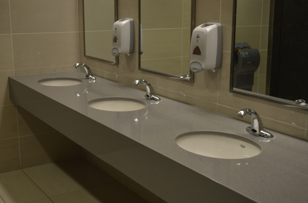 Far UV 222nm UV Disinfection for Sterilizing Bathroom Environments